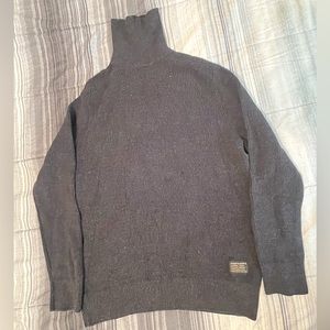Mens medium H&M turtle neck